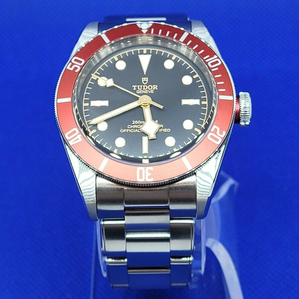 Tudor Black Bay Red Bezel 41mm 79230R Stainless